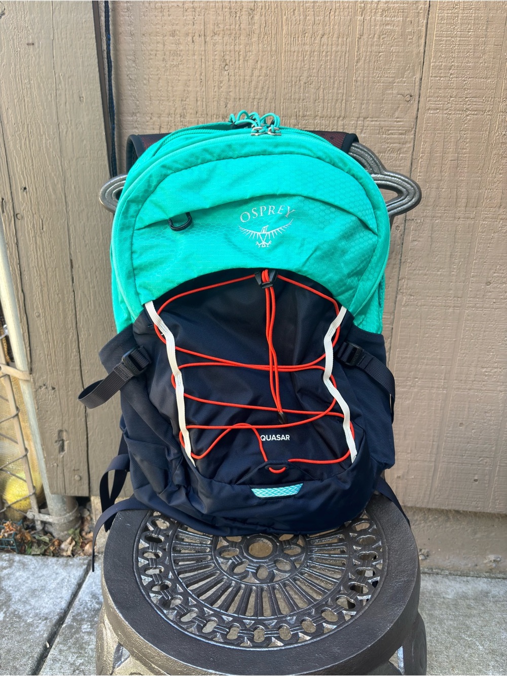 OSPREY Quasar Backpack in Teal, Navy and Orange